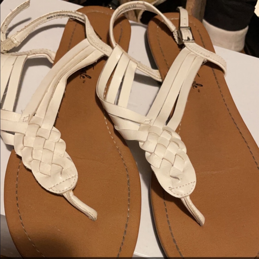 American Eagle sandals